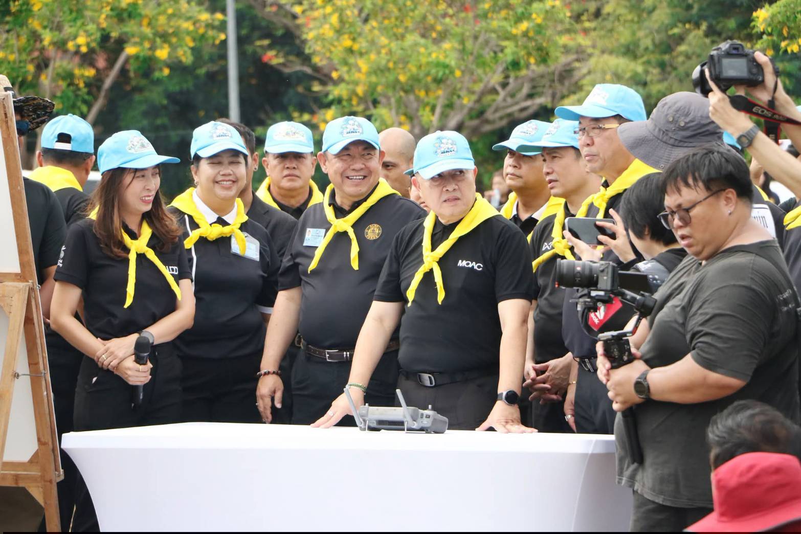 title - ส.ป.ก. ร่วมกิจกรรมโครงการจิตอาสาพัฒนาด้านการเกษตร กษ. เฉลิมพระเกียรติสมเด็จพระนางเจ้าฯ พระบรมราชินี เนื่องในโอกาสมหามงคลเฉลิมพระชนมพรรษา 4 รอบ 3 มิถุนายน 2569 ณ ศูนย์ส่งเสริมและพัฒนาอาชีพเสริมนอกภาคการเกษตร (ศูนย์ศิลปาชพบางไทรฯ เดิม)